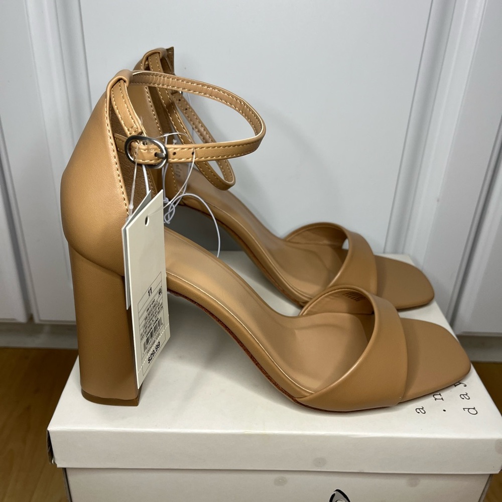 NWT A New Day Tan Shelly Heels with Memory Foam Insole - Picture 3 of 3